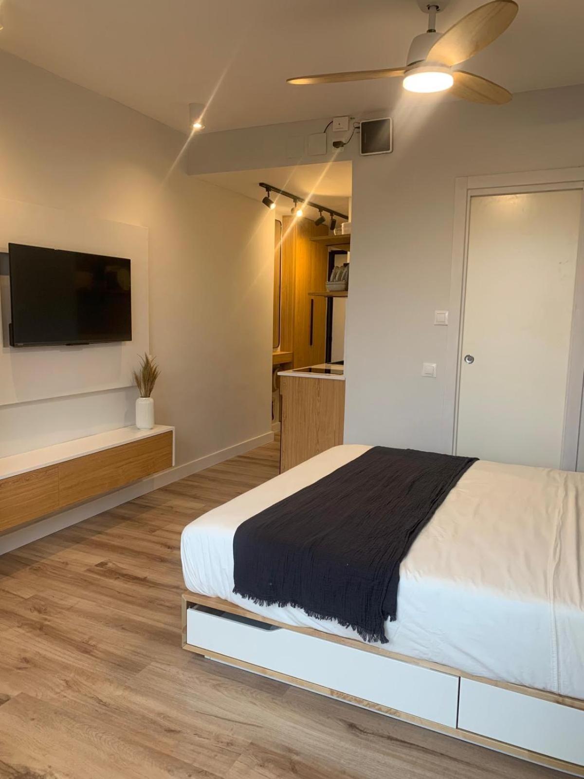 Estudio En Playa La Malagueta Málaga Kültér fotó